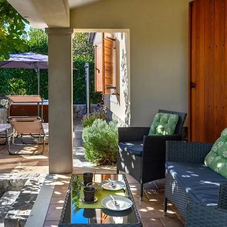 Casa Beni By Guide Vila *